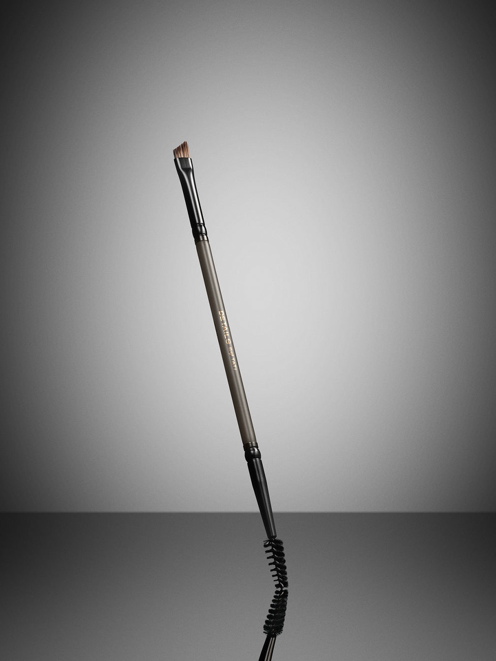 Luxurious Firm Brow Brush, Details by Tati